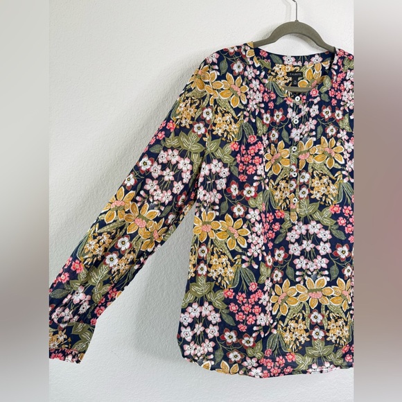Talbots Women’s XL Feminine Pintuck Popover Top Blouse Garden Floral Cottagecore - Picture 6 of 8